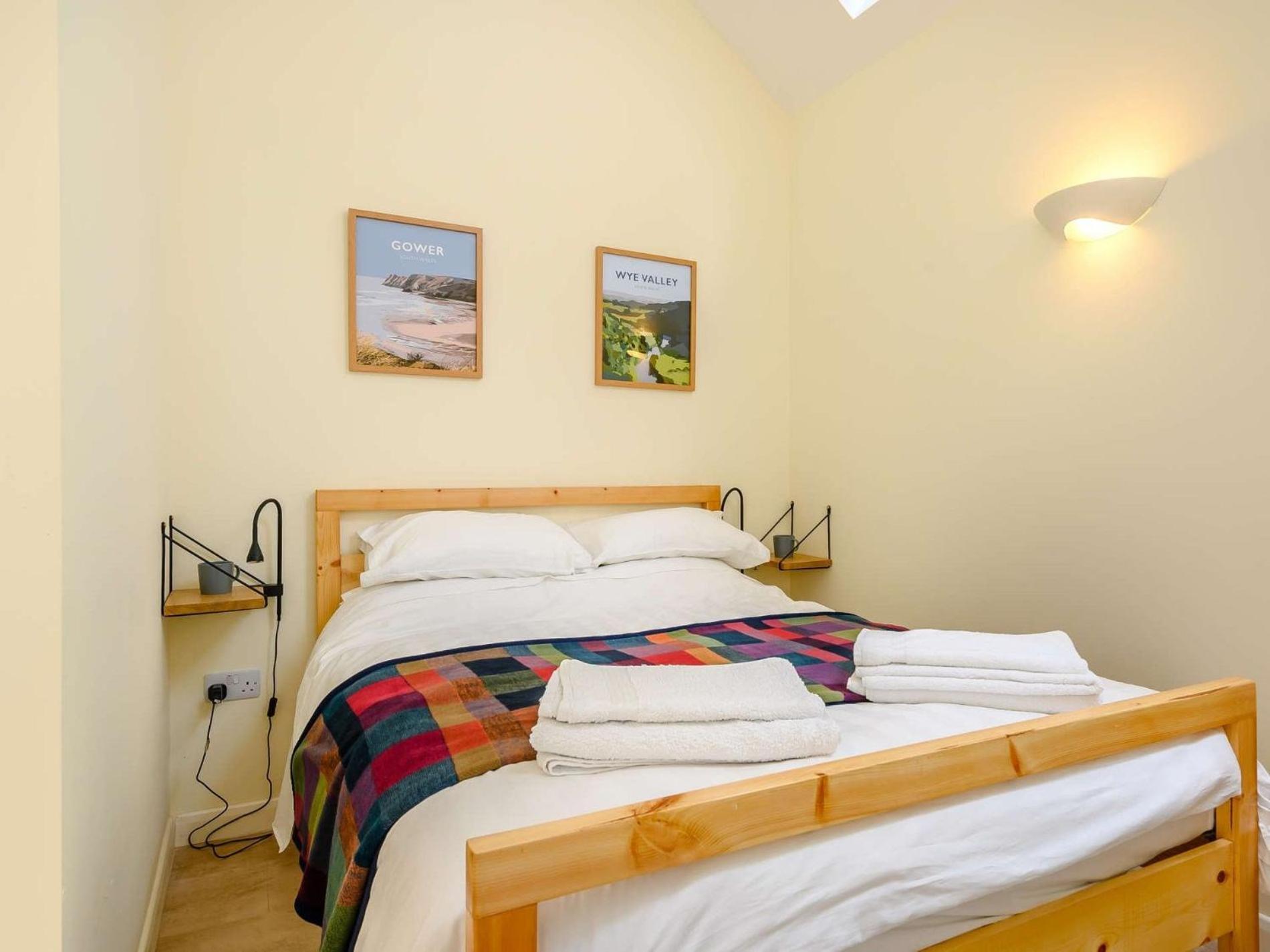 1 Bed In Clyro 86975 Villa Exterior photo